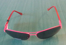 LIZ CO. CLAIBORNE Sunglasses - PINK METAL FRAMES W/PURPLE LENSES 100 UV NWT