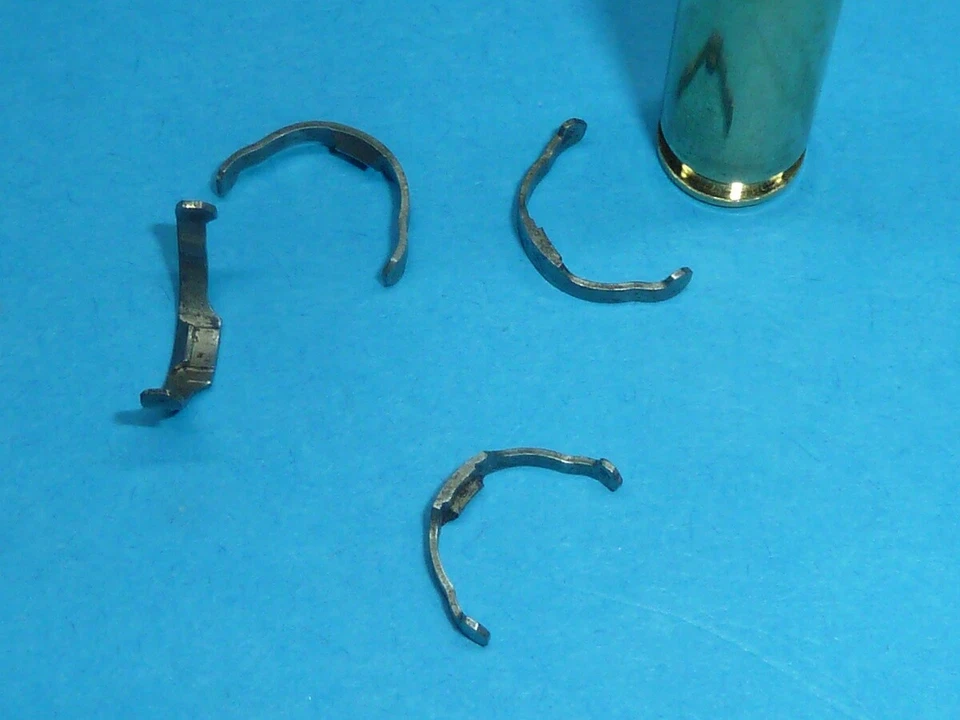 1 (one) NEW Remington 7 or 700 rivetless snap in extractor 223 Rem. bolt face - Image 3 of 4