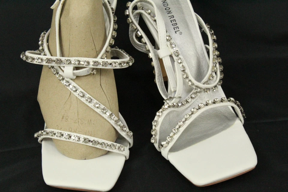 Sandalias de tacón LONDON REBEL para mujer talla 7 nupciales punta cuadrada con tiras blancas nuevas con etiquetas Foto 2 de 4