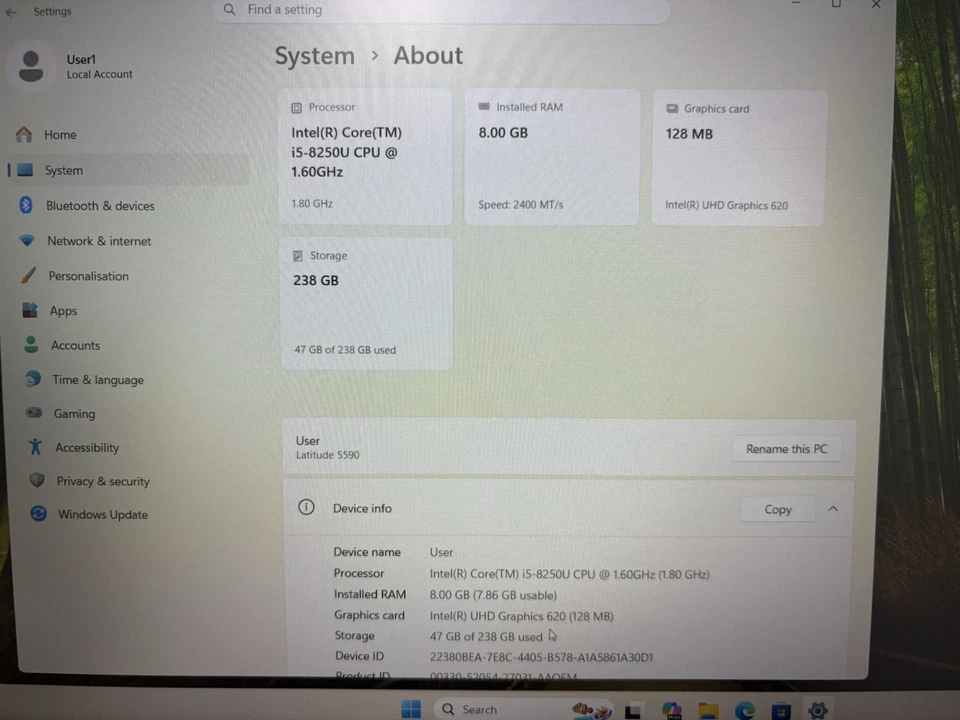 Dell Latitude 5590 · i5-8250U · 8GB · 256GB, photo 3 of 5
