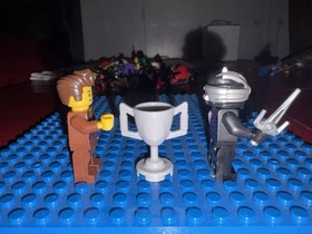 LEGO NINJAGO: Dareth vs. Nindroid Polybag (5002144) - Toys R Us Exclusive!!!