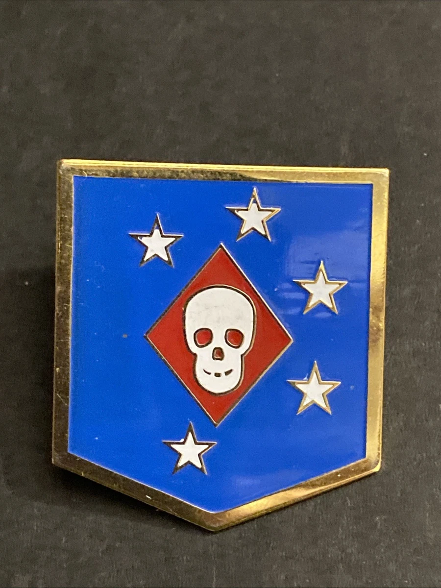 Insigne italien académie militaire - Galerie collection - Insignes