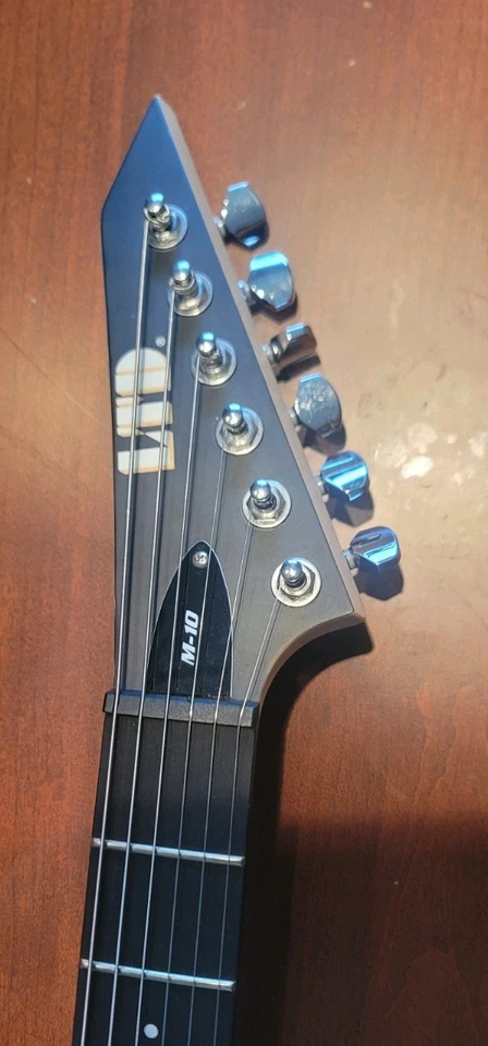 Электрогитара ESP LTD M-Black Metal - Изображение 3 из 4