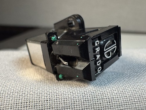Grado Black Cartridge with Green dot stylus - Picture 3 of 22