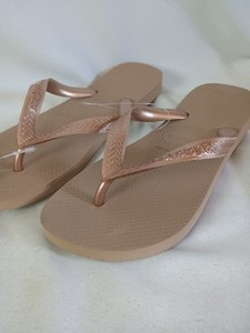 NEW Havaianas Flip Flops Sandal Rose Gold  US 9/10 Women's or  8 Men's.  (4)