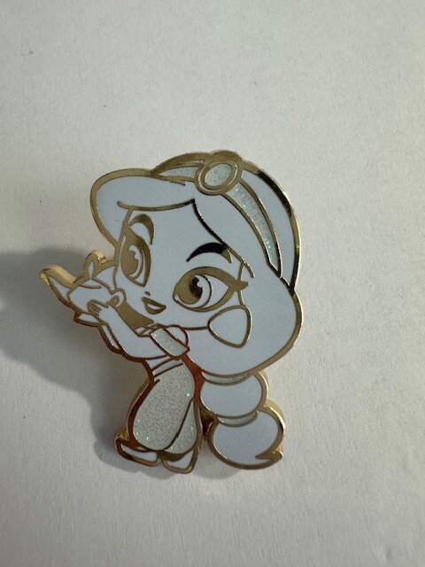 PALM Pink A La Mode Cute Princess Jasmine Glitter Chaser Disney Pin (E2)