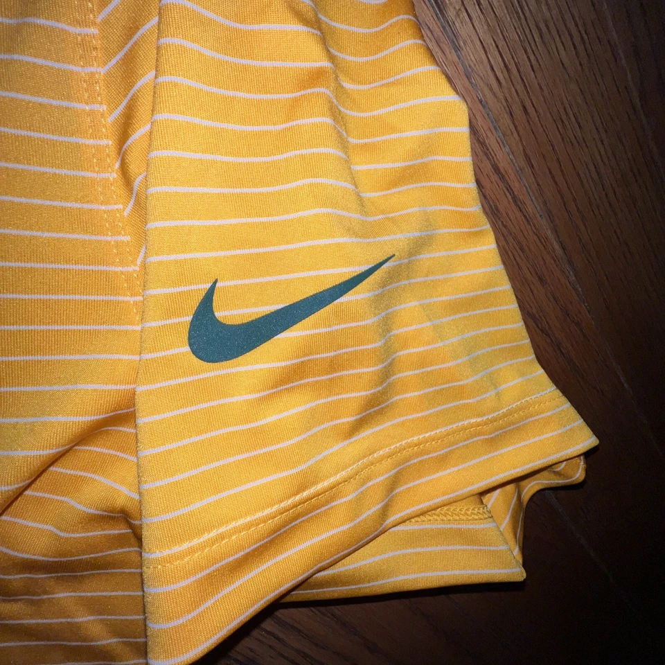 GREEN BAY PACKERS Golf Shirt MEDIUM NIKE DRI-FIT Coach Gear Pin Stripe NFL - Image 3 of 4