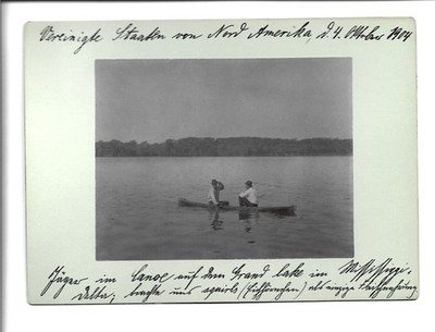 XX3150/ Jäger  im Kanu auf dem Grand Lake in Mississippi USA Foto  1904