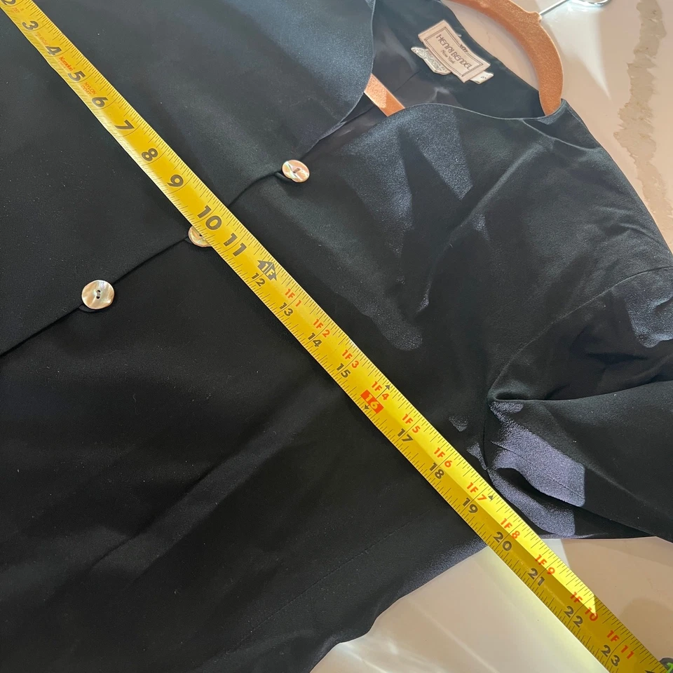 Blazer De Colección Henri Bendel 100% Seda Línea Larga Talla 8 Negro  Foto 3 de 4