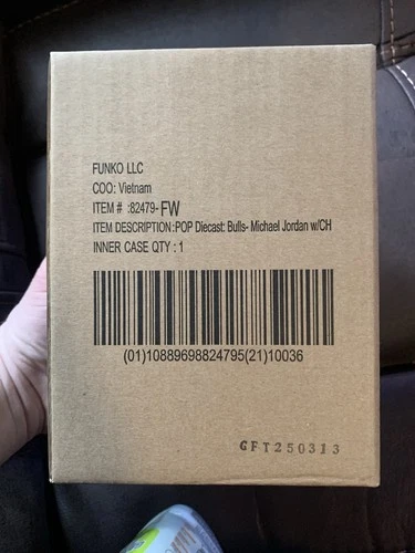 NBA Die-Cast Metal Michael Jordan Funko EXCLUSIVE (Chance at Chase) TAMPER SEAL