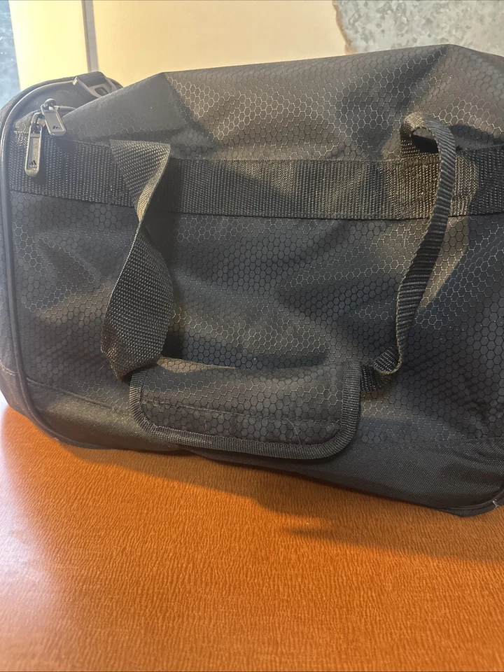 Bolsa de viagem Adidas Diablo pequena preta academia viagem esportes - Imagem 3 de 4