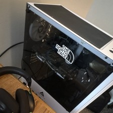 Selling my pc I don’t use it anymore it works great comes with kbm custom built