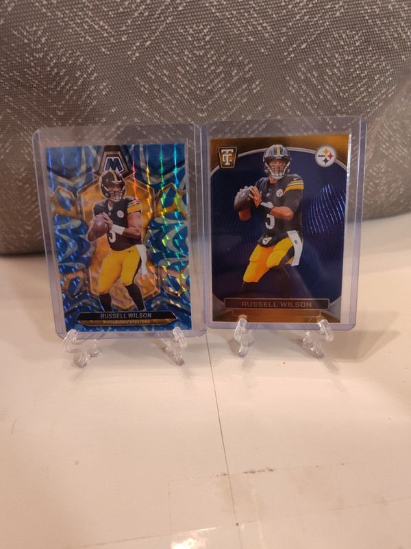 RUSSELL WILSON 🔥 CARD LOT #D  BLUE MOSAIC, TOTALLY CERTIFIED 167/399