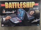 Complete VINTAGE 1998 Milton Bradley Battleship Classic Naval Combat Game