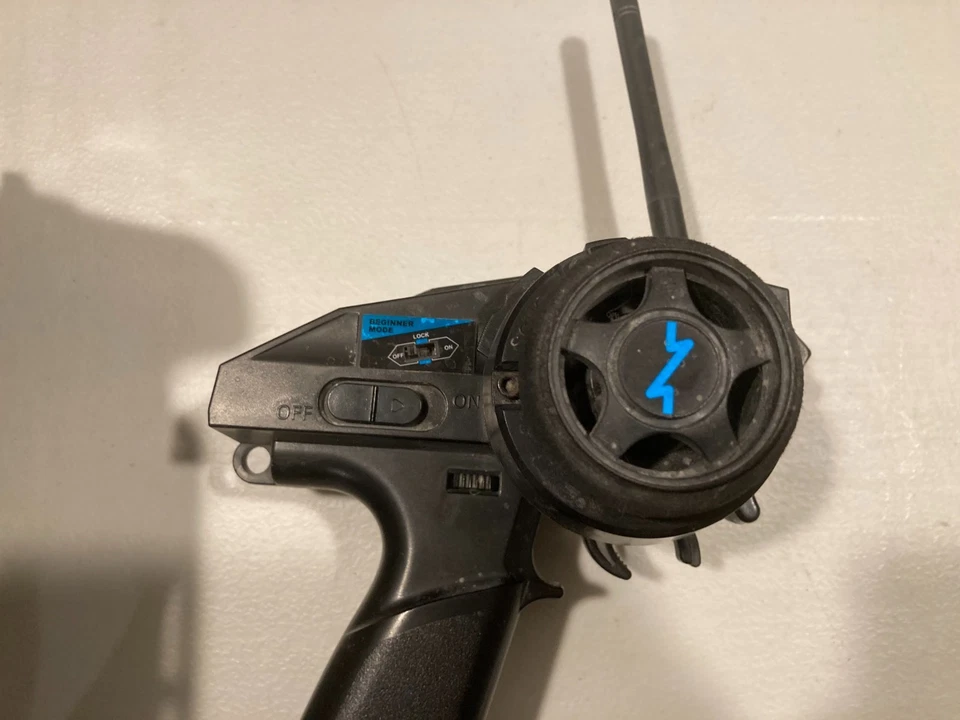 Helion Dominus 10sc 4wd 4x4 RC Truck - Image 3 of 4