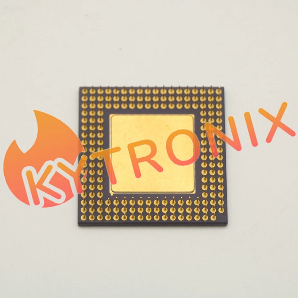 1pcs New MOTOROLA MC68040RC33 Microprocessor - Image 4 of 4