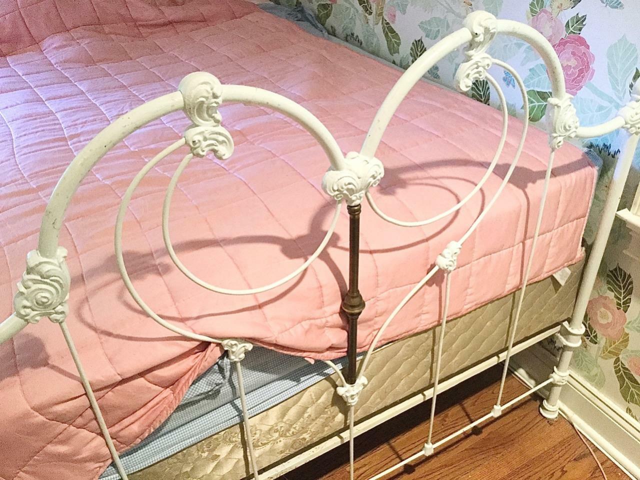 PRE WW1 VICTORIAN DOUBLE CAST IRON BED fr Cathouse beds Malibu paid