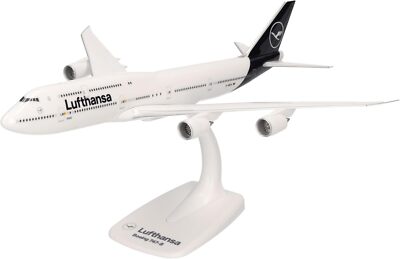 Herpa 611930 Lufthansa Boeing 747-800 D-ABYA Desk Display  1/250 Model Airplane
