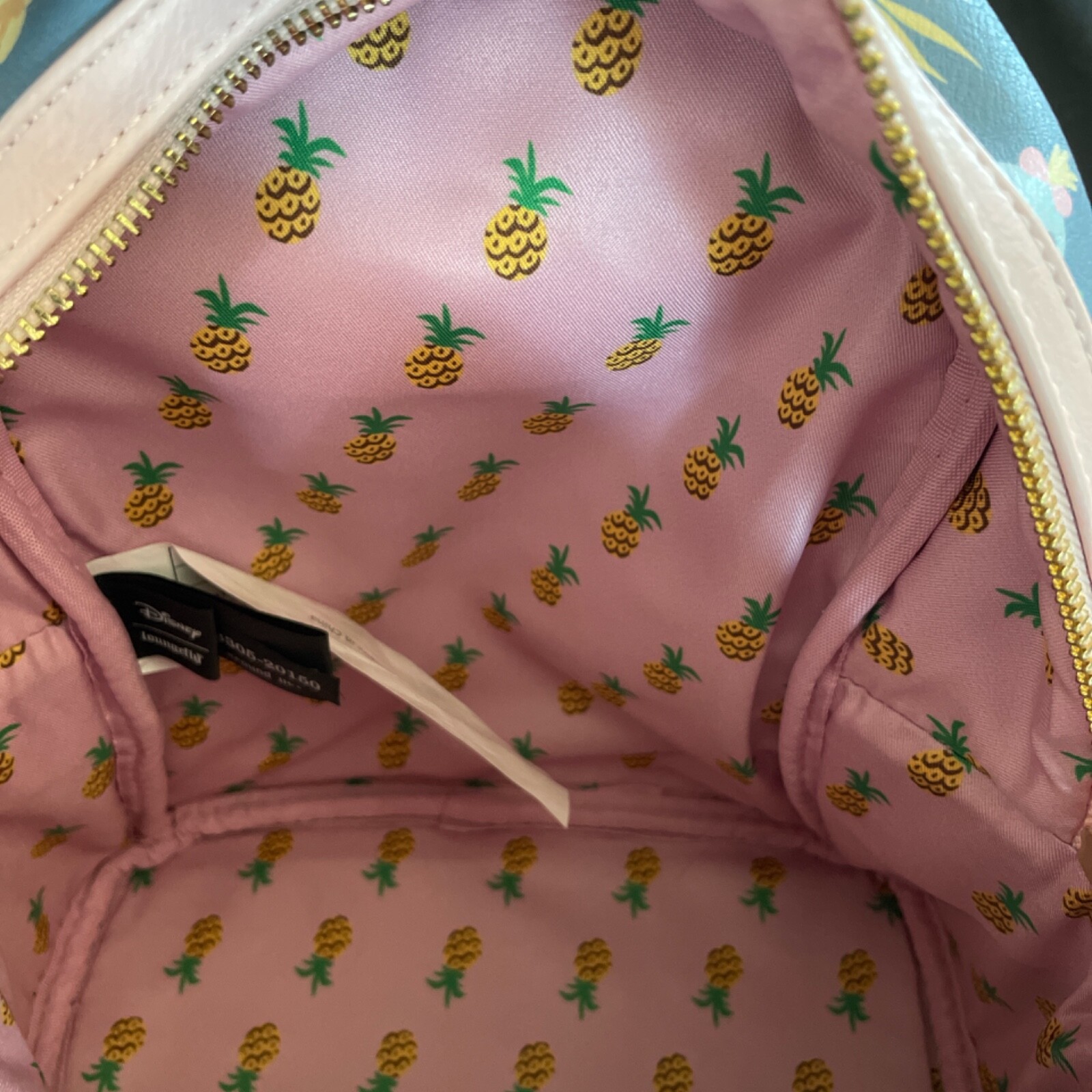 Loungefly Disney Backpack - Rare/Exclusive Lilo & Stitch / Pineapples image 3
