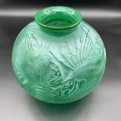 a fish vase by R.Lalique