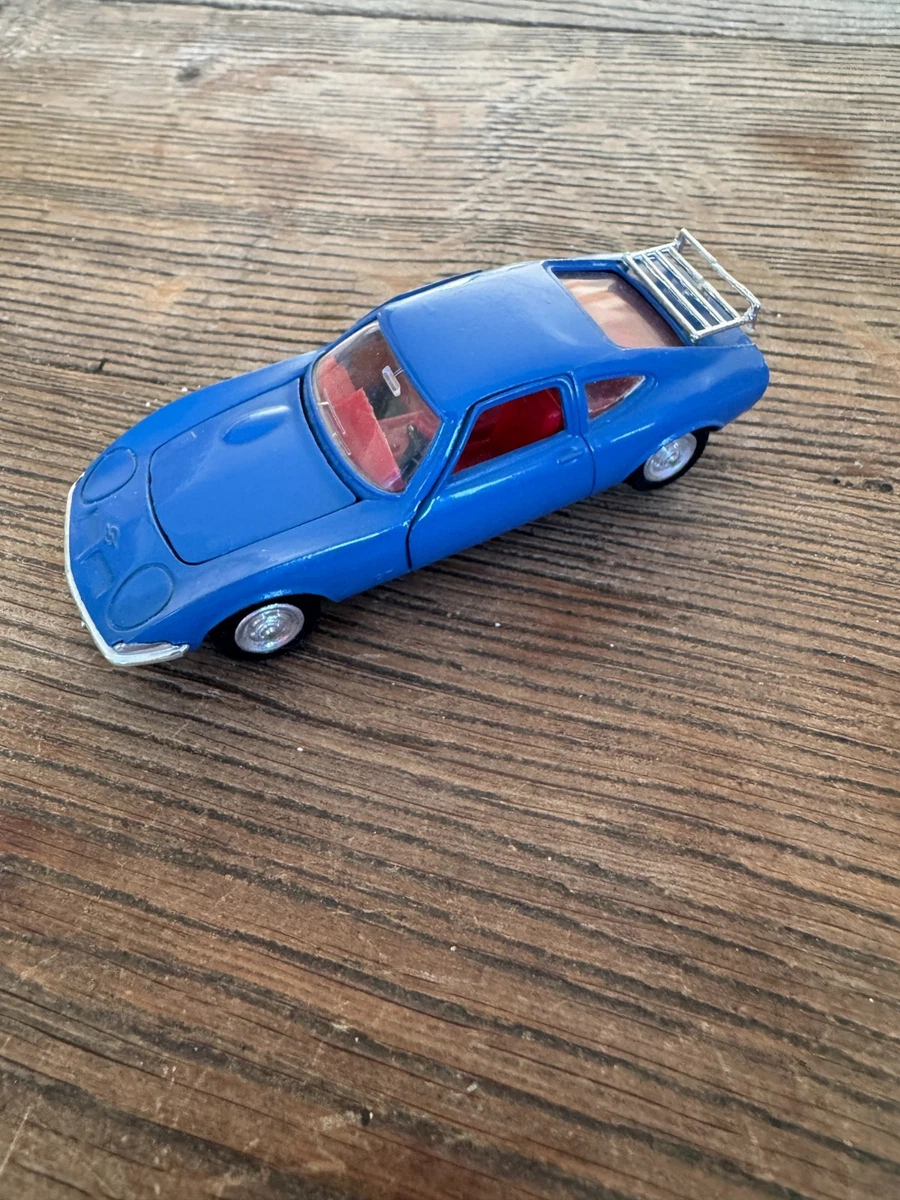 La Chevrolet Corvair bleue en miniature de Dinky Toys France au 1/43e