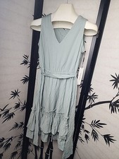 NWT Calvin Klein Gauzy Mint Green Tie Waist Tiered Hem V Neck Dress sz 2