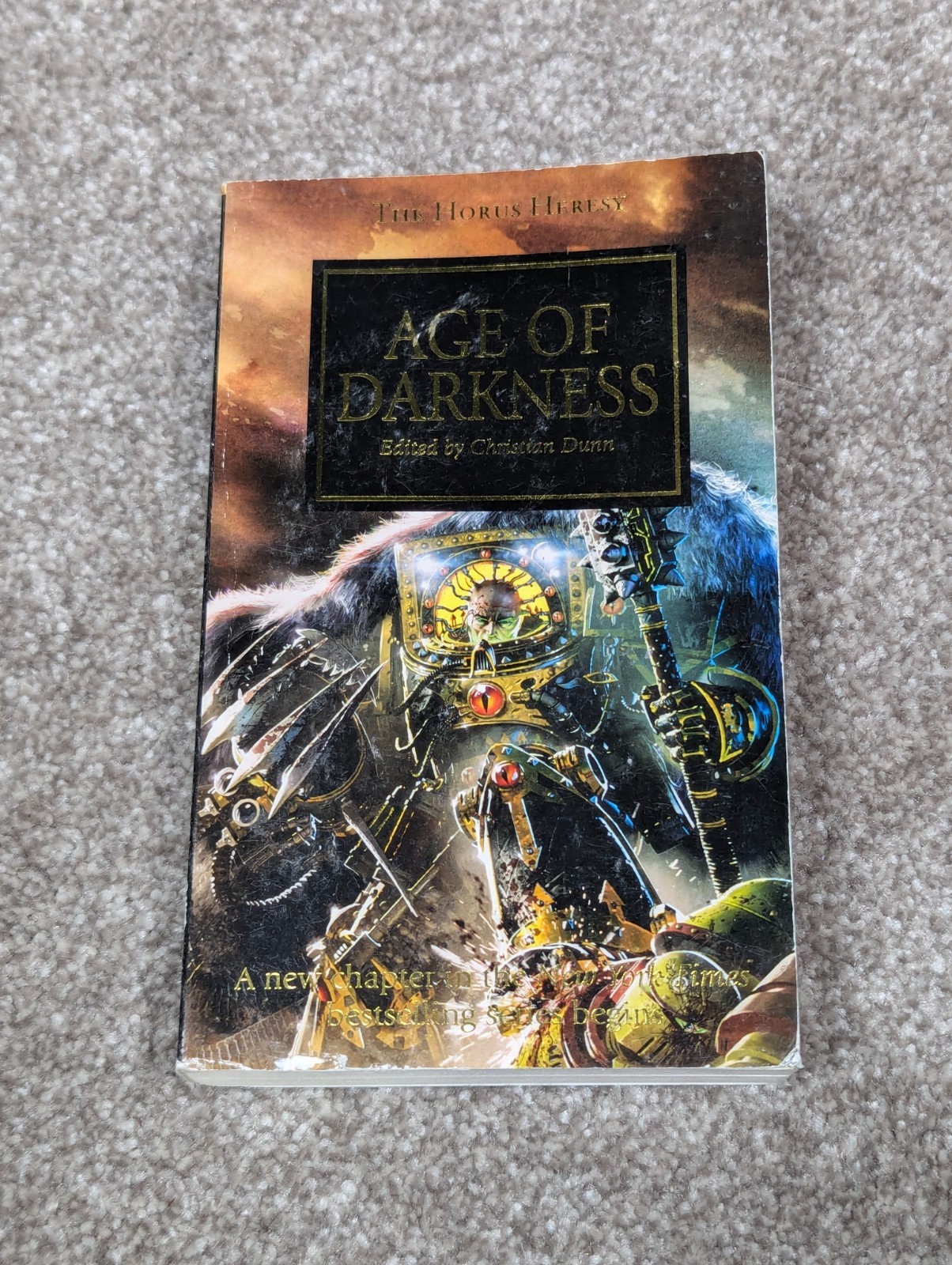 Horus Heresy : Age Of Darkness Warhammer 40K  Mitchel Scanlon   MMPB
