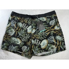 NWT Alpine Design Men  s water Shorts Short 5  PRINT Size XL NEW