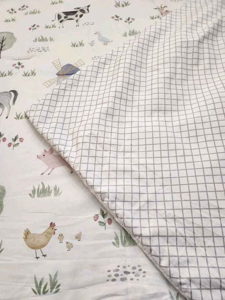 Edredón Sweet Jojo Unisex Reversible 62x86 Animales de Granero Caballos Vacas Ovejas Foto 2 de 4