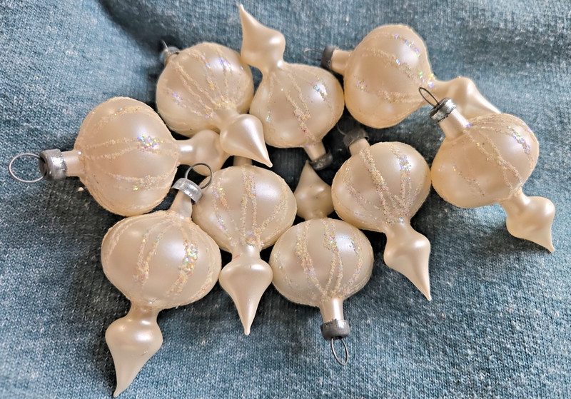 Mercury Glass Finial Christmas Ornaments  Glitter  Lot 9 two inch