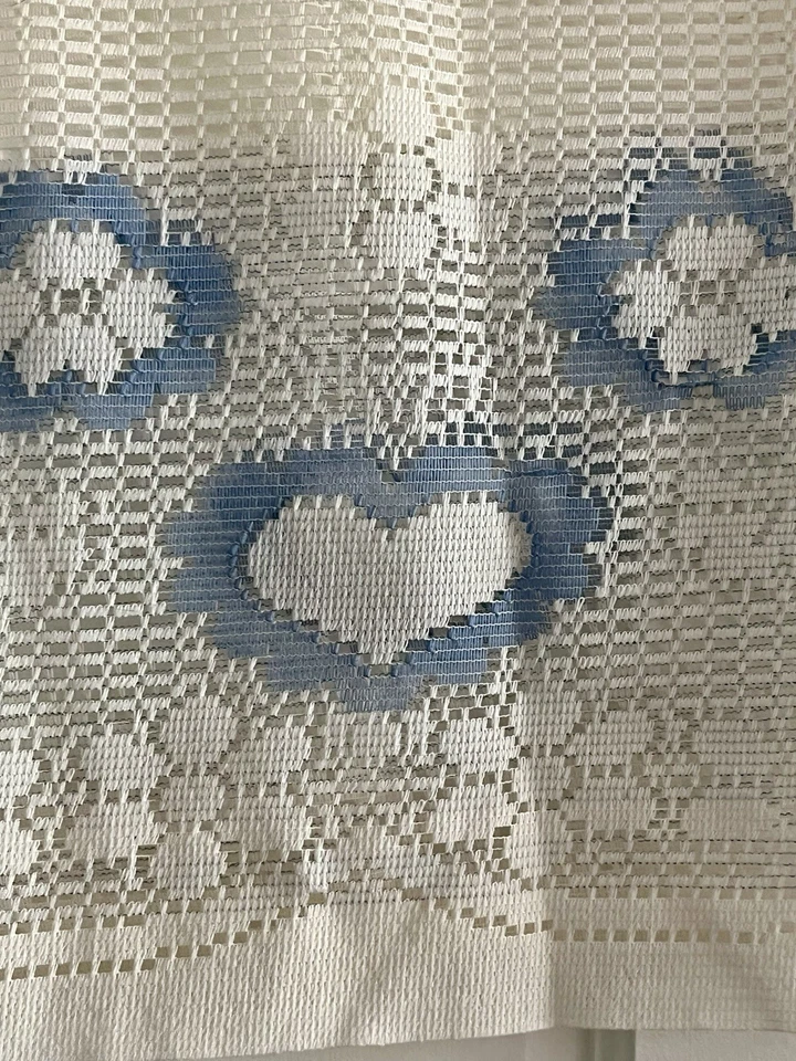 Niveles de cortina Country Hearts de colección con cenefa de encaje cuáquero “Louis Hornick” Foto 2 de 4