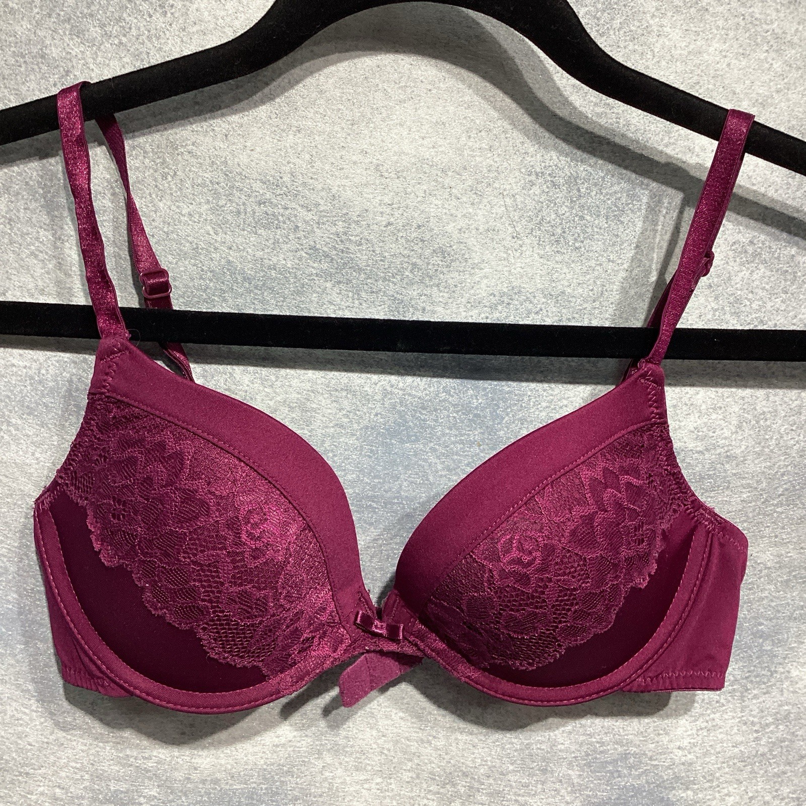 Maidenform Bra 34B Purple Underwire Push Up