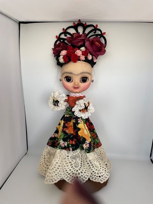 BLYTHE DOLL FRIDA KAHLO UNICORN DOLLS 2006