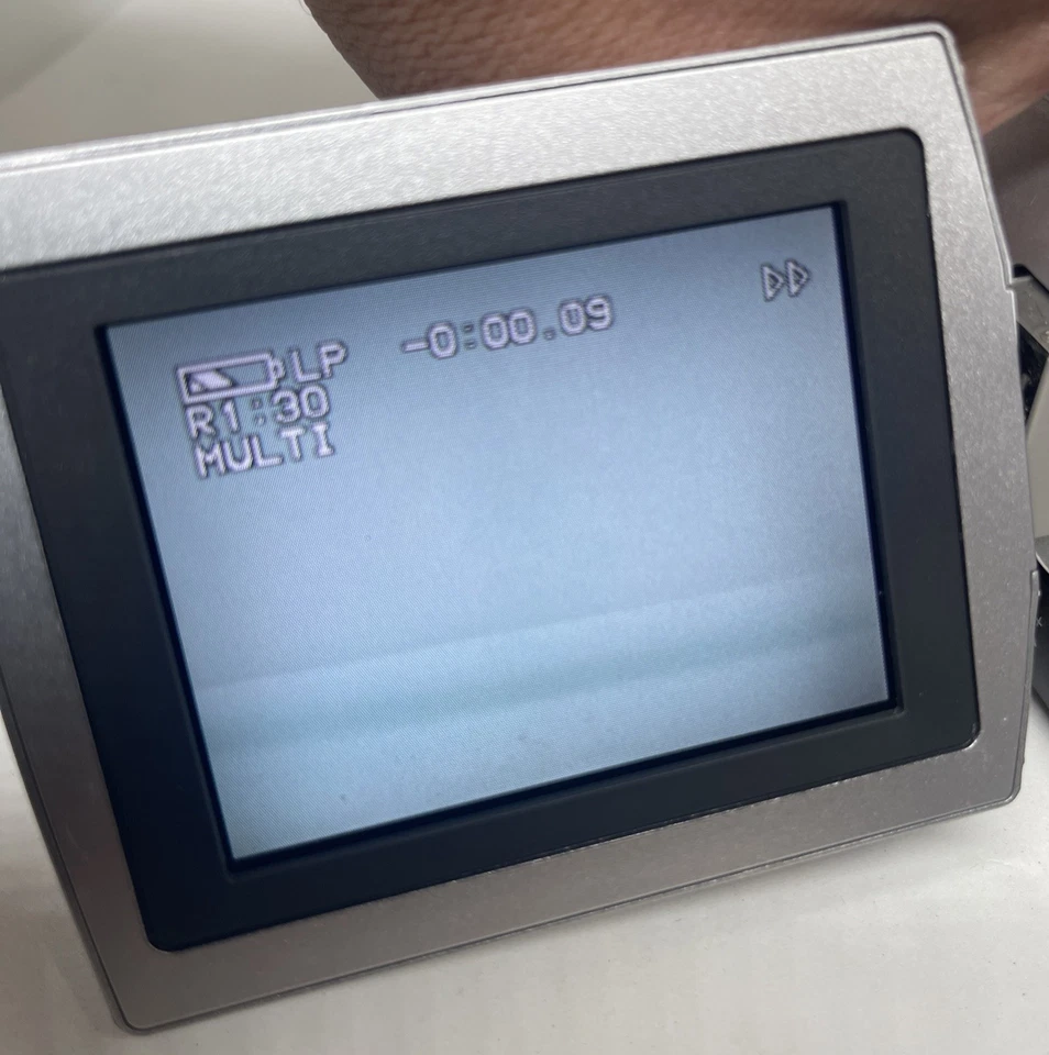 Panasonic NV-MX8B Mini DV Digital Video Camera - Leica - SD - Image Stabilizer - Image 3 of 4