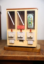 Vintage Candy Gumball vending machine countertop display 25 cent 1987 wood base