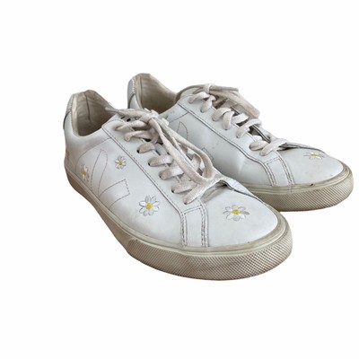 veja daisy sneakers