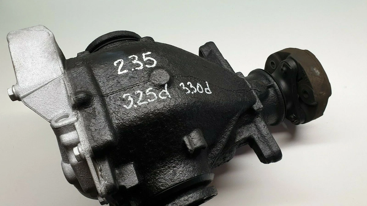 BMW E90 E91 E92 325d 330d Hinterachsgetrieb Differential 2,35 TN  