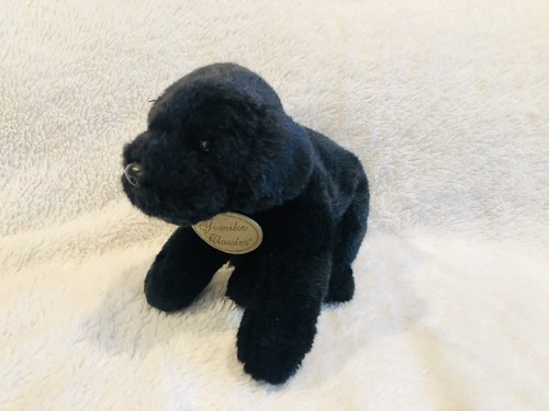 yomiko classics black labrador