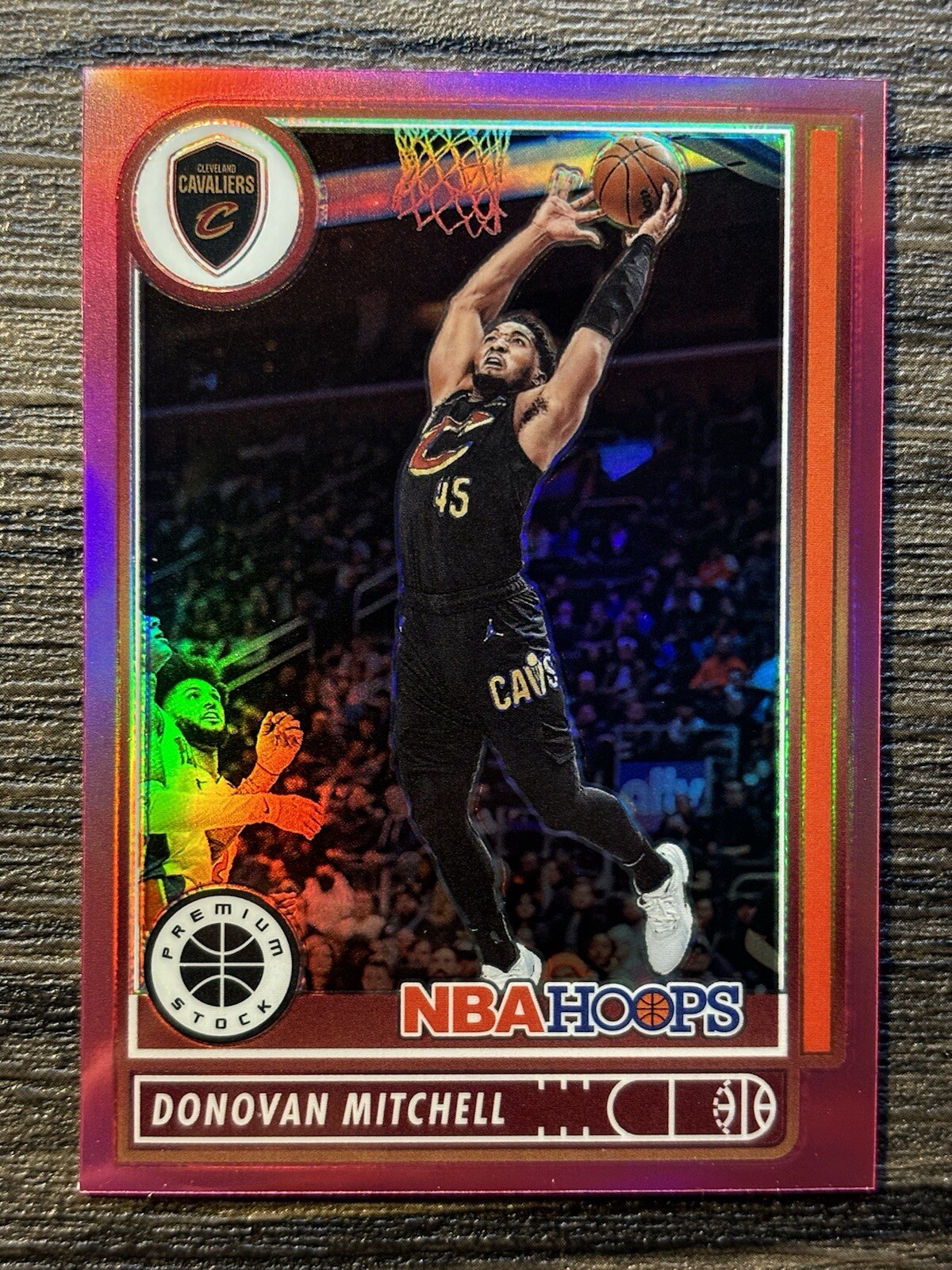 2022-23 Panini Chronicles Pink#577 Donovan Mitchell Hoops Premium Stock