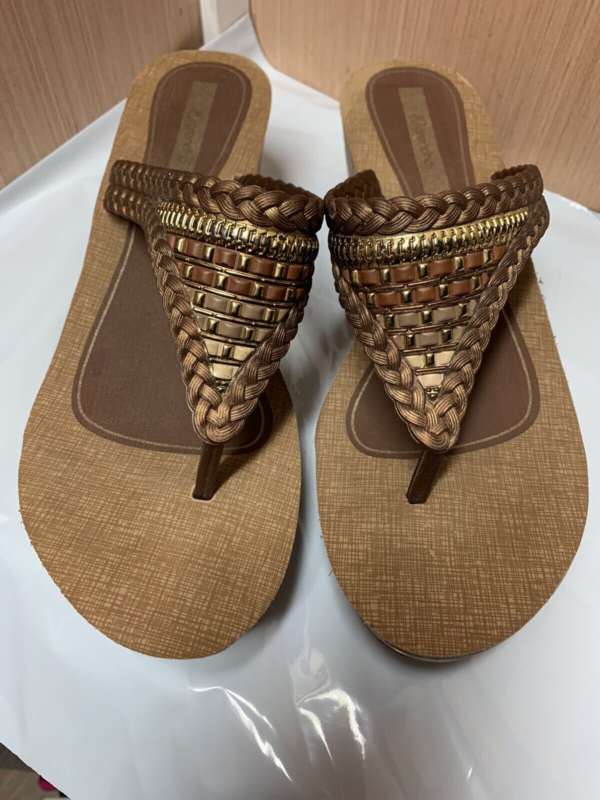 . lighed Strålende grendha sandals Sz 10 | eBay