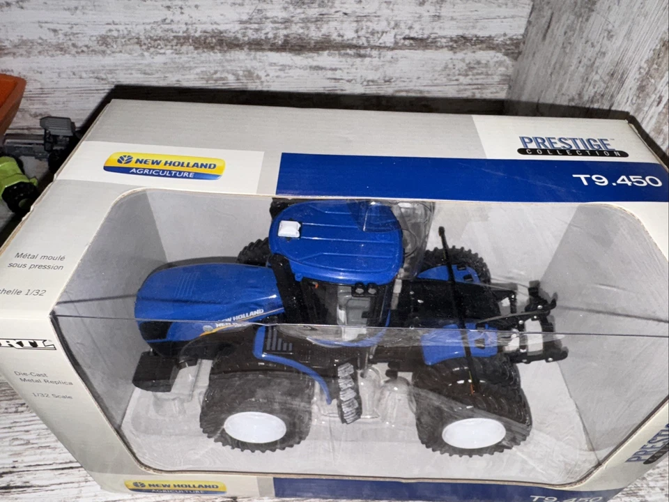 1/32 Scale New Holland T9.450 4wd Tractor With Duals Die-cast Ertl Prestige - Image 3 of 4