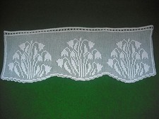 Häkelgardine "Glockenblumen"  Handarbeit