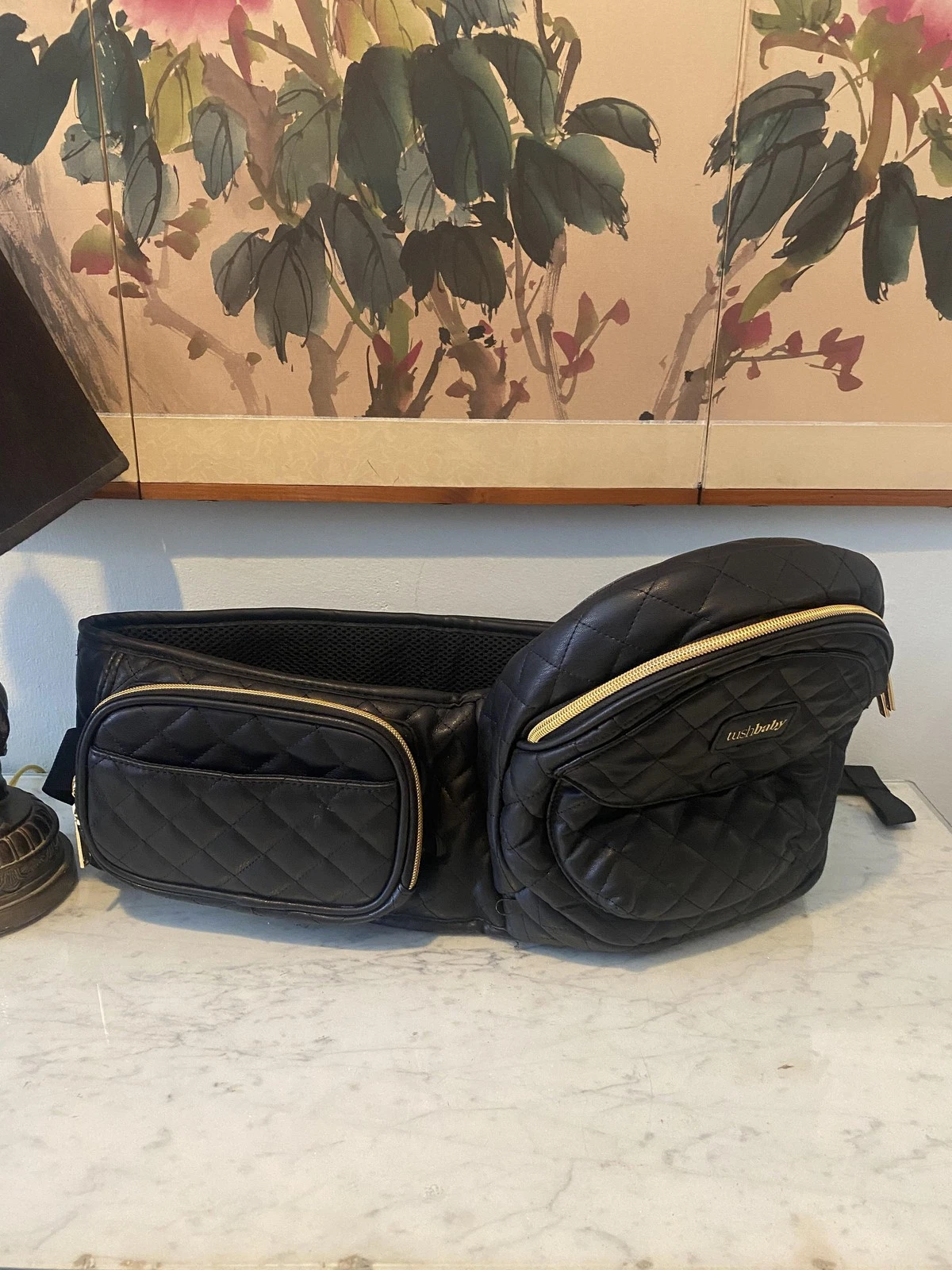 TushBaby Black Leather Hip Seat Baby Carrier Quilted Pockets Infant Toddler