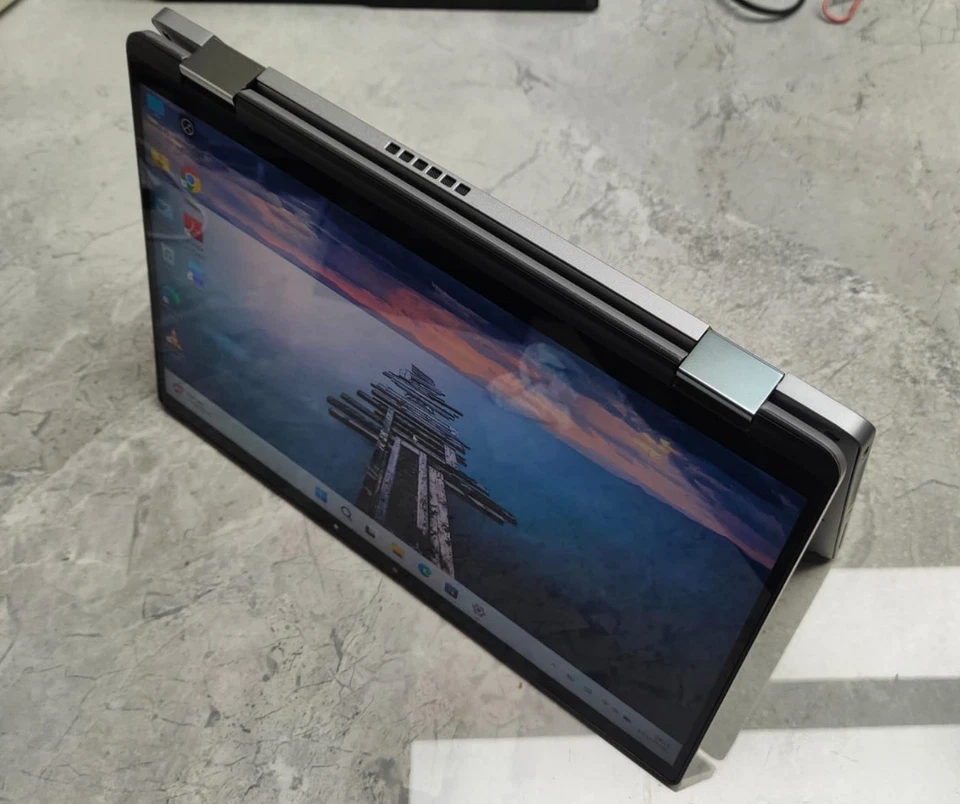 Dell Latitude 7420 2-in-1 14" FHD, i7-11gen, 16GB RAM, 512GB SSD, TOUCH, SIM, A+ - Immagine 2 di 4