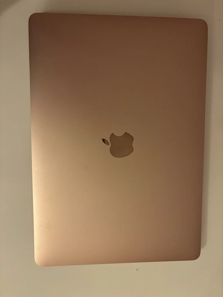 Apple MacBook Air 13" · i5 8th gen 1.6 GHz · 8GB · 128GB, foto 4 di 5
