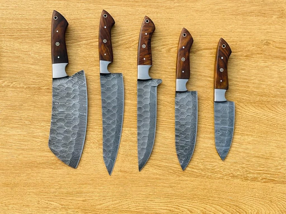 CUSTOM DAMASCUS STEEL 5 PCS forged  CHEF KNIFE SET WITH LEATHER ROLL BAG - Image 2 of 4
