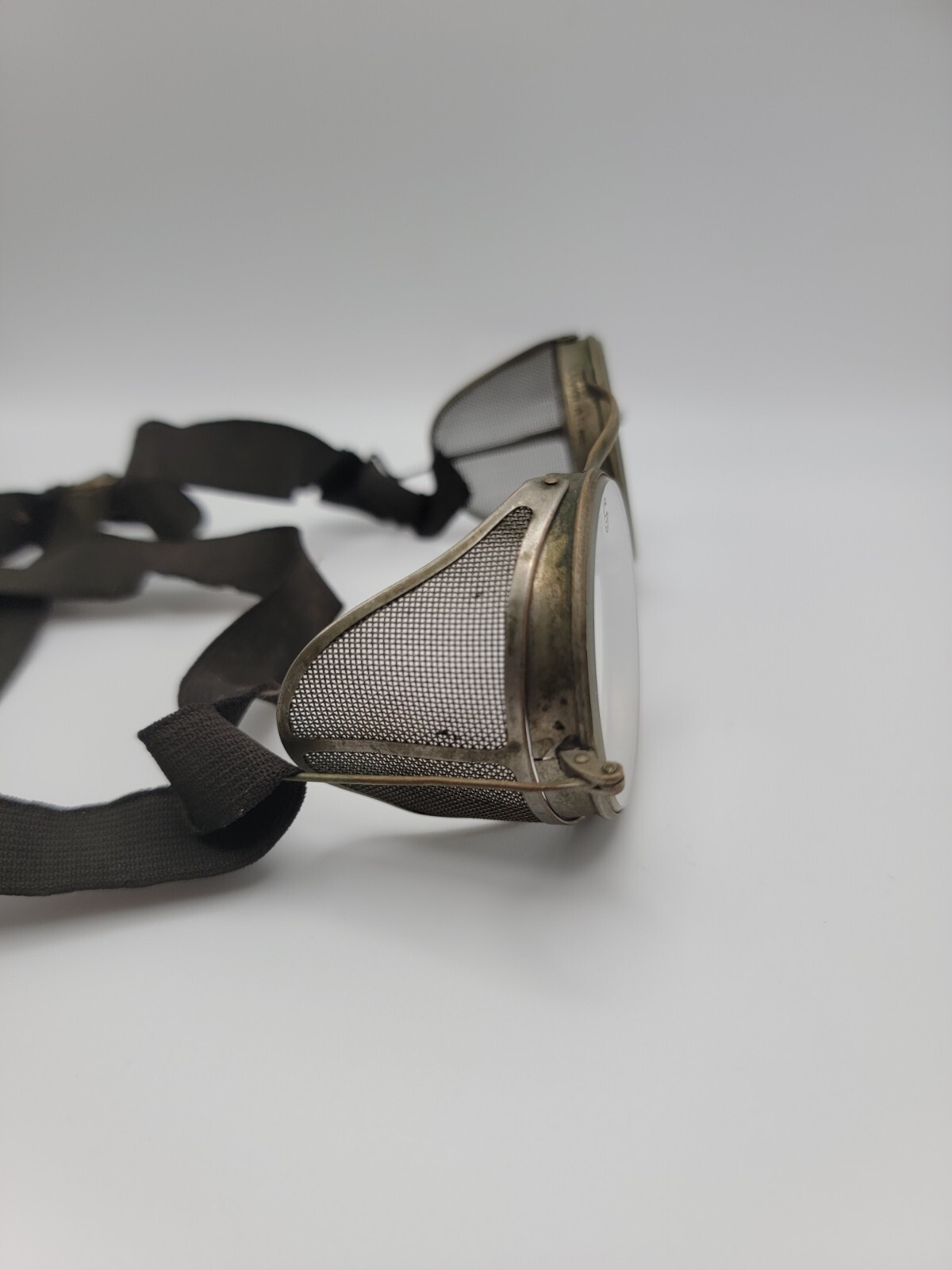 Rare Vintage Saniglas Kings Safety Goggles and Strap Gem