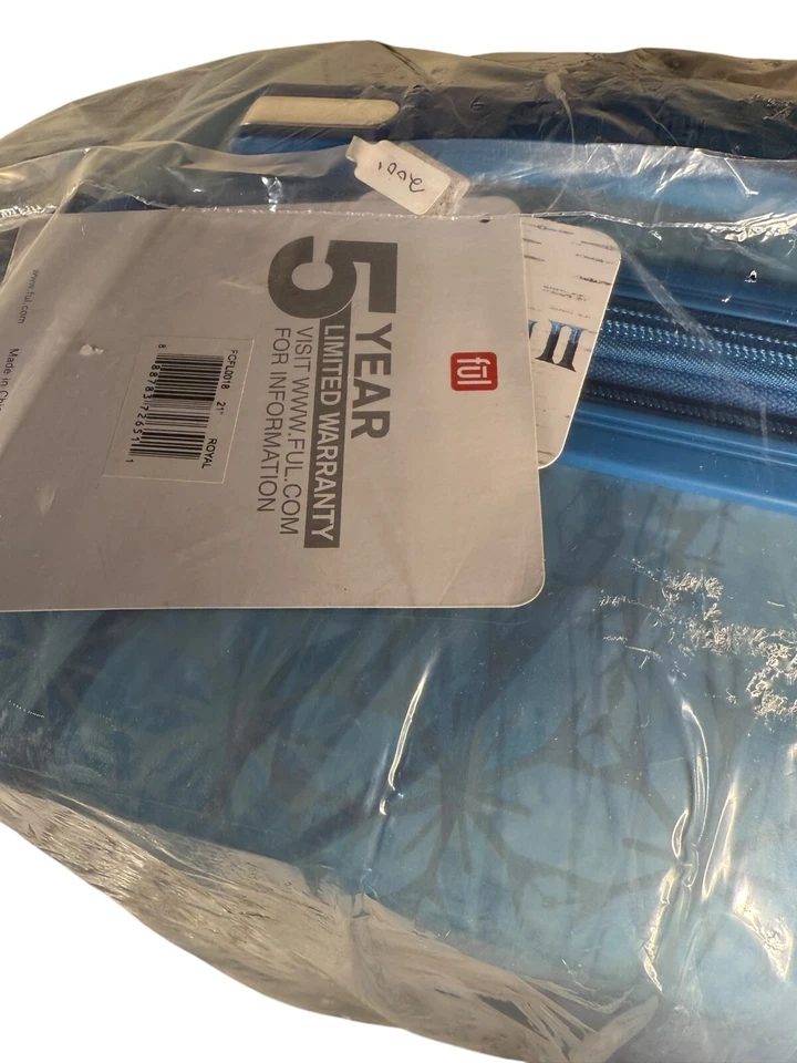 Ful Disney Frozen 2 Elsa 21 inch Carry-on Spinner Luggage New With Tag - Image 2 of 4