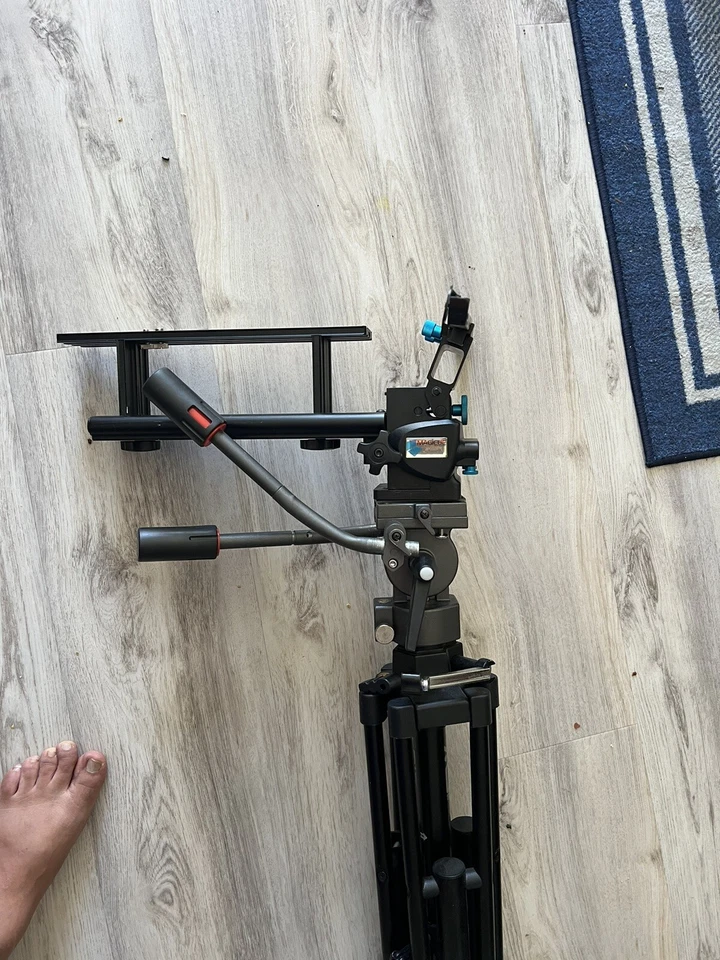 Magicue Tripod For Magicue Studio Prompter Kit - Image 2 of 4