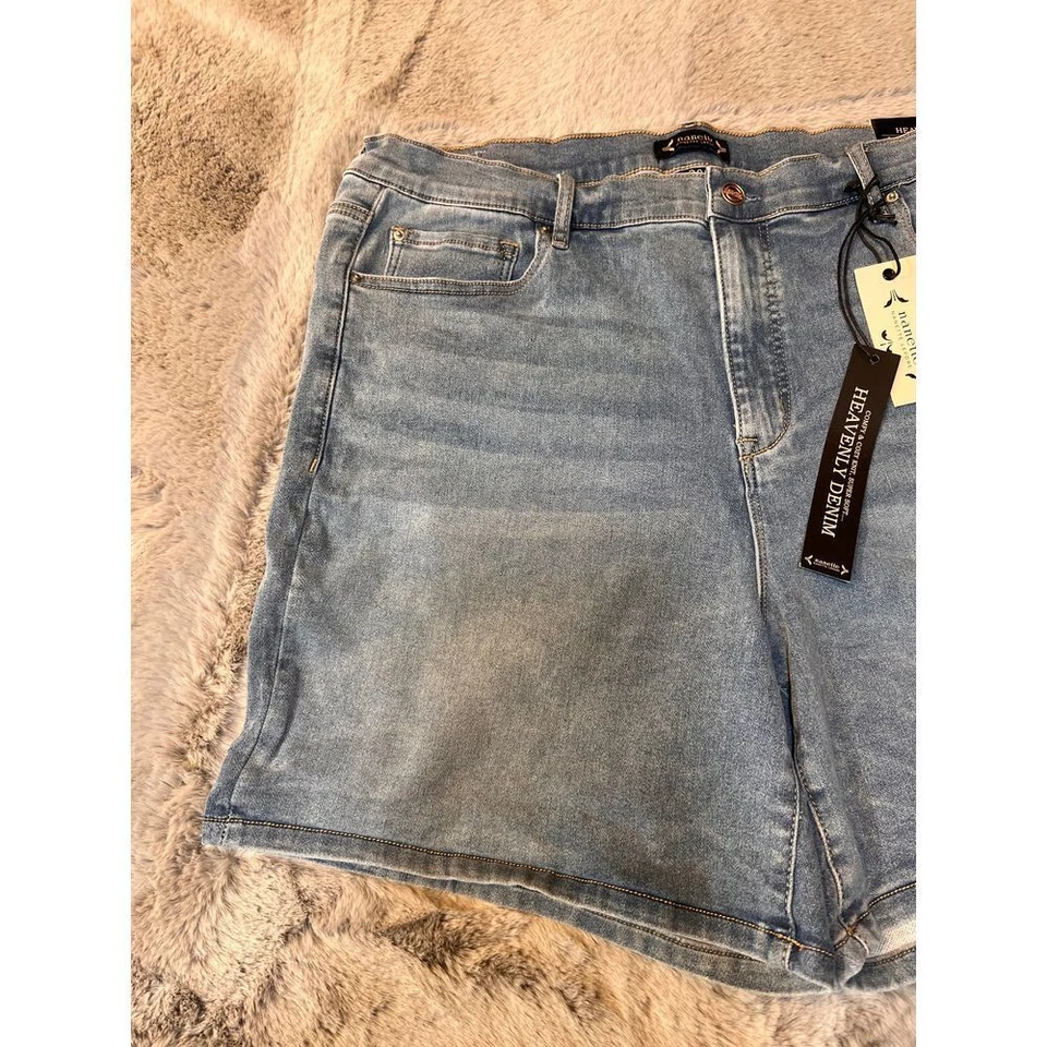 Pantalones Cortos Jean Bermudas Nanette Lepore Heavenly Denim Lavado Ligero Tiro Alto Talla 20W Foto 4 de 4